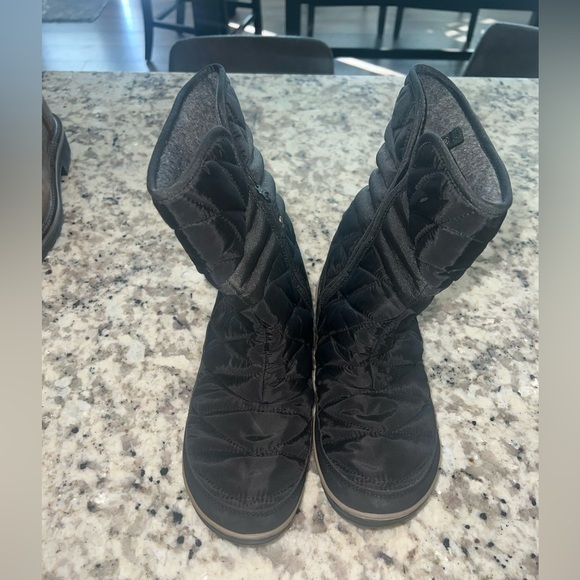 Columbia Heavenly Slip II Omni-Heat‎ Winter Boots Snow Waterproof Black Size 8.5 - Picture 2 of 5
